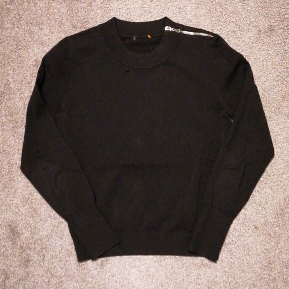 Louis Vuitton Women Uniform Sweater‎ - Picture 1 of 8
